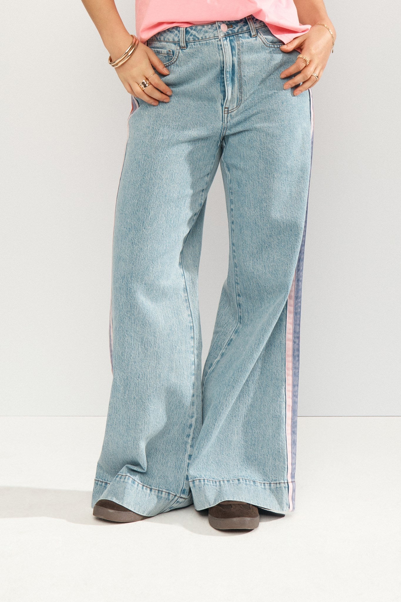 NUMALAGA HR WIDE JEANS BI3010 - Light Blue Denim